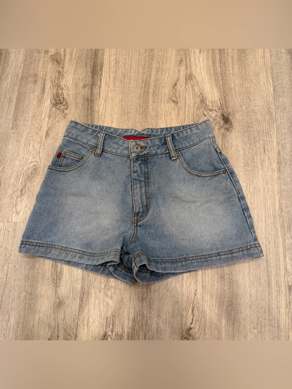 Zana Di Vintage High Rise Light Wash Denim Shorts Size 5 100% Cotton